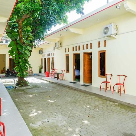 Reddoorz @ Umbul Ponggok Waterpark Klaten 外观 照片
